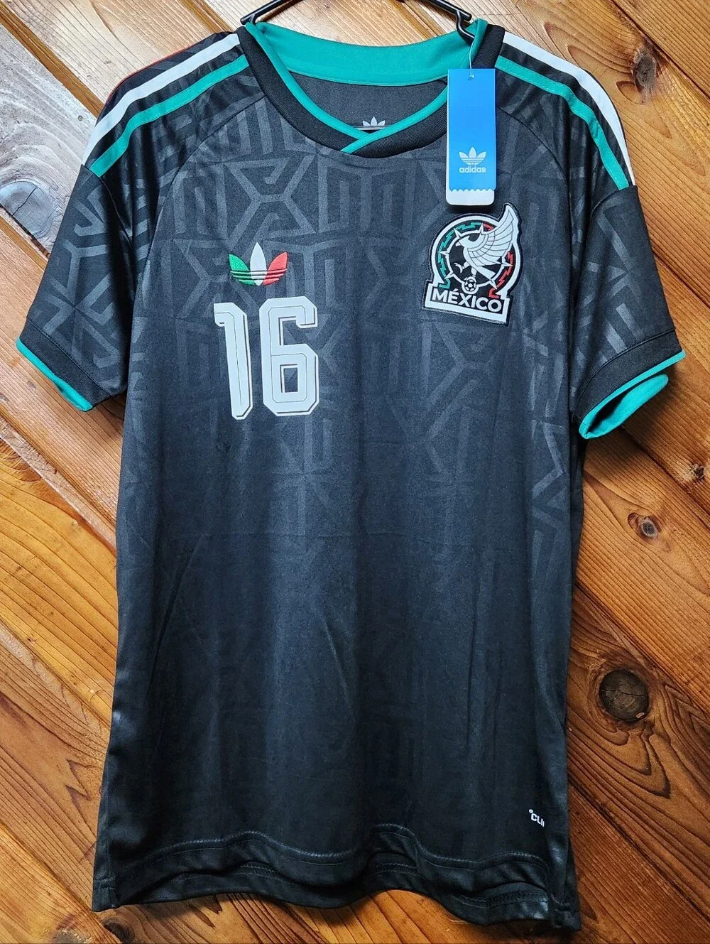 J. Quinones #16 Mexico World Cup Jersey